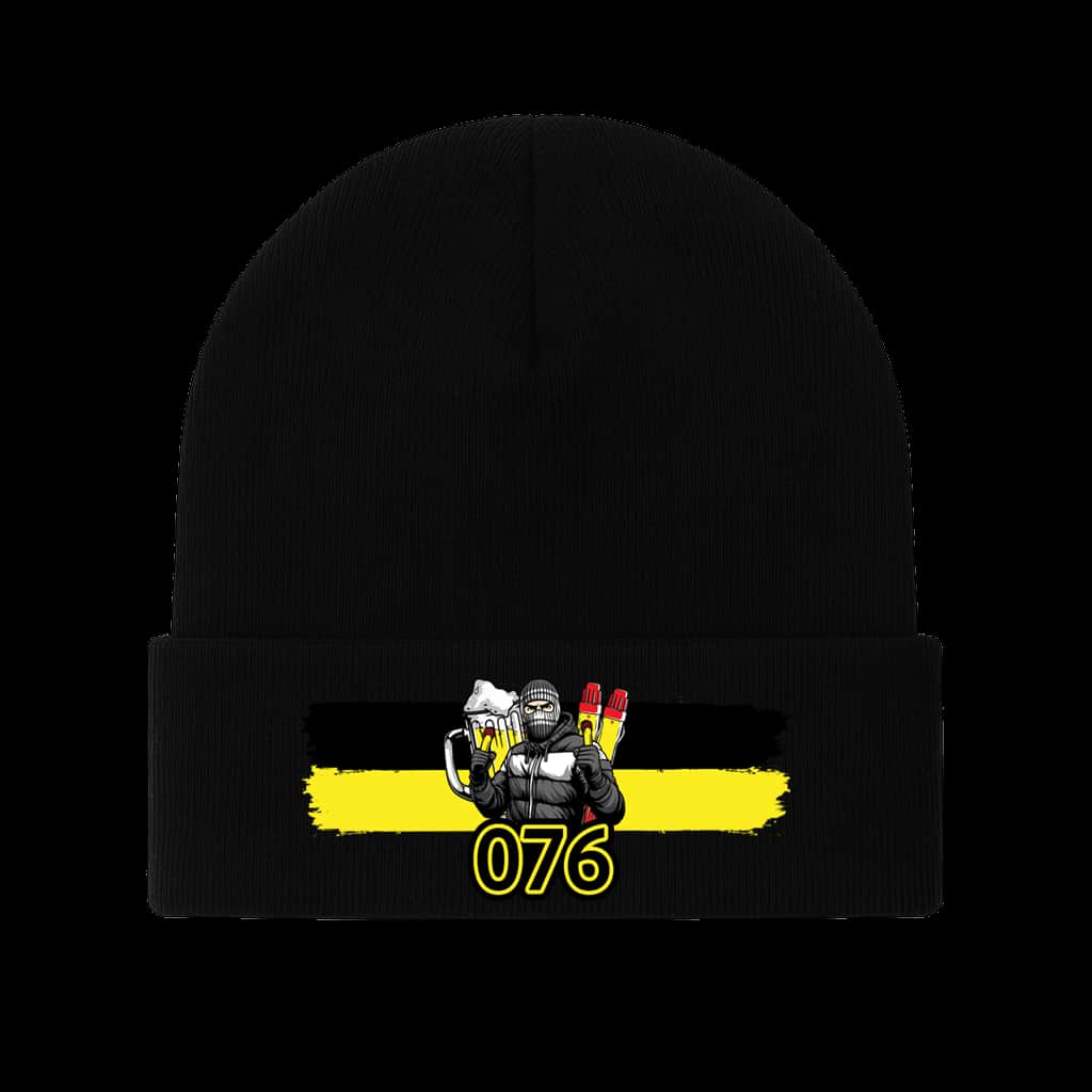 076