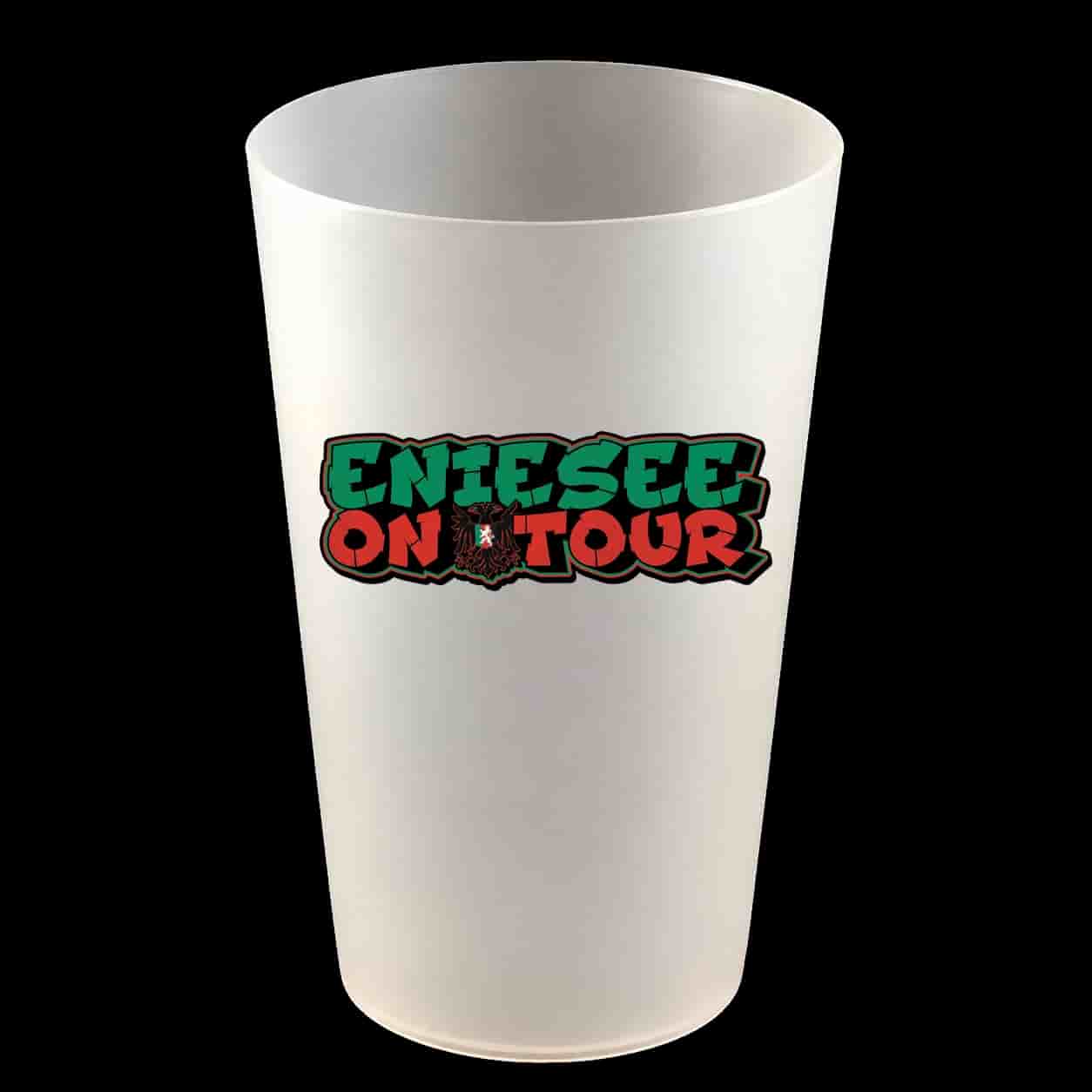 Eniesee on tour Hardcup