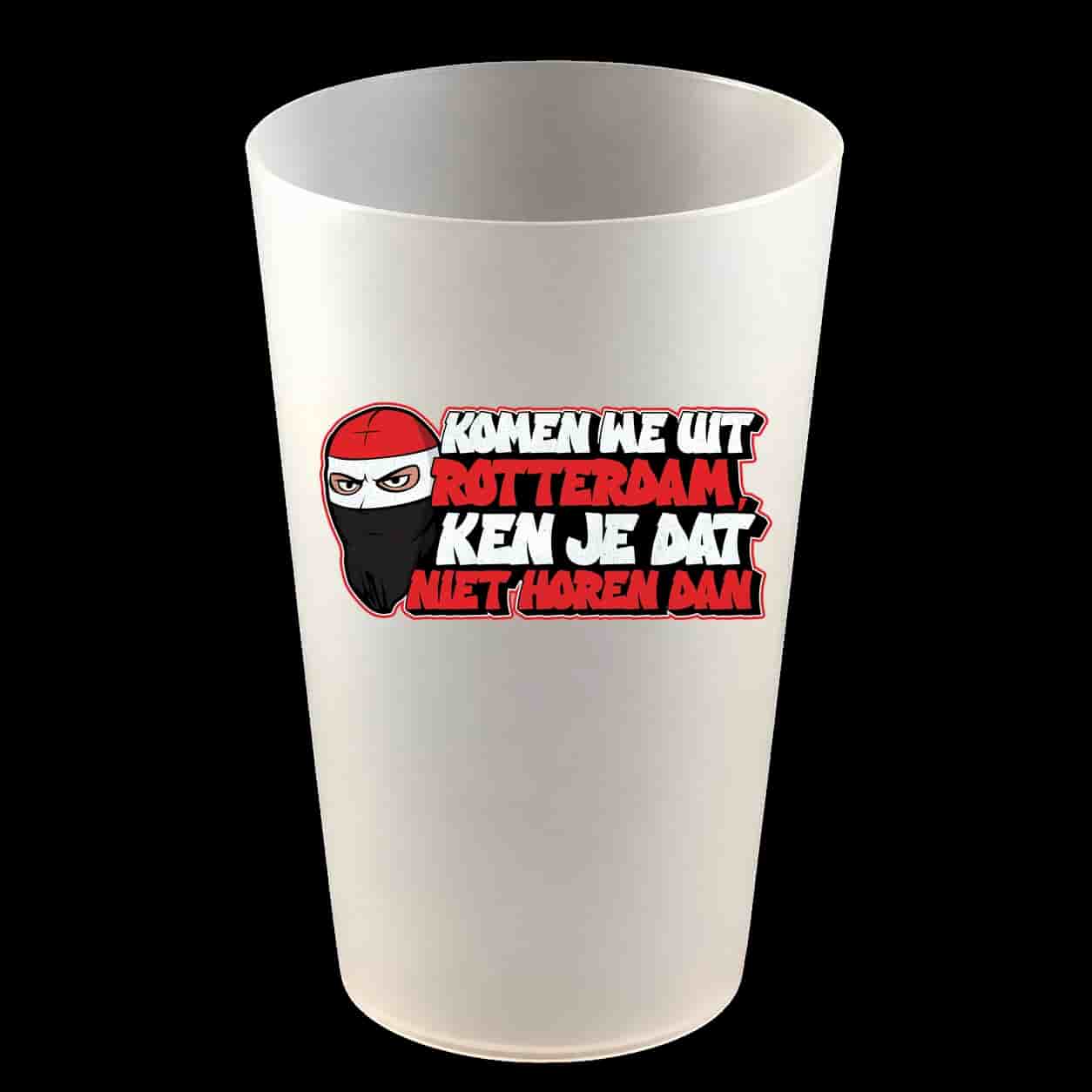 Komen we uit Rotterdam, Ken je dat niet horen dan Hardcup