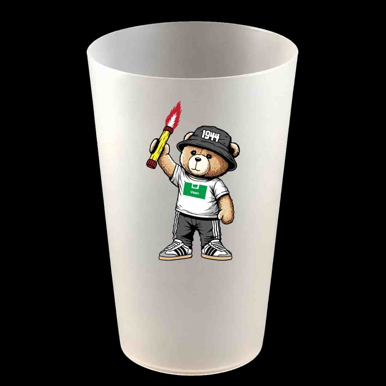 Veen 1944 bear Hardcup